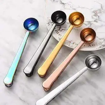 Colorful clip scooping spoons from the Clip Scooping Spoons Collection, perfect for measuring fragrance tools.